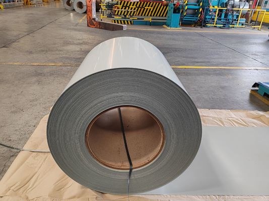 comprare Pre Painted Steel Coil with 5-7μm Back Coating Thickness 508/610mm Coil ID and 3-8MT Coil Weight for Construction and Manufacturing online manufacture