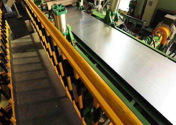 comprare Lustrino regolare della bobina d'acciaio del galvalume preverniciato AZ50 di JIS G3321 DX51D online manufacture