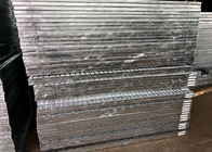 i pannelli stridenti d'acciaio grattare d'acciaio del passaggio pedonale galvanizzati 824mm fanno un passo grata della struttura d'acciaio